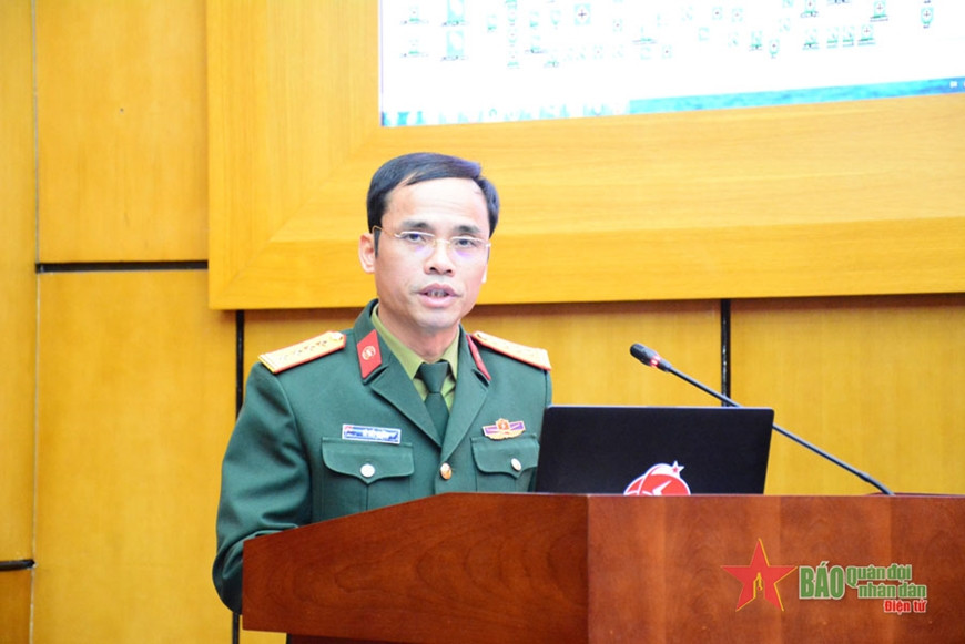 Đại tá Vũ Viết Hoàng phát biểu trong lễ bàn giao nhiệm vụ.