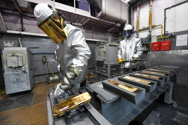 Giá vàng giữ mức gần như kỷ lục trong phiên giao dịch gần nhất. Giá vàng giữ mức gần như kỷ lục trong phiên giao dịch gần nhất.