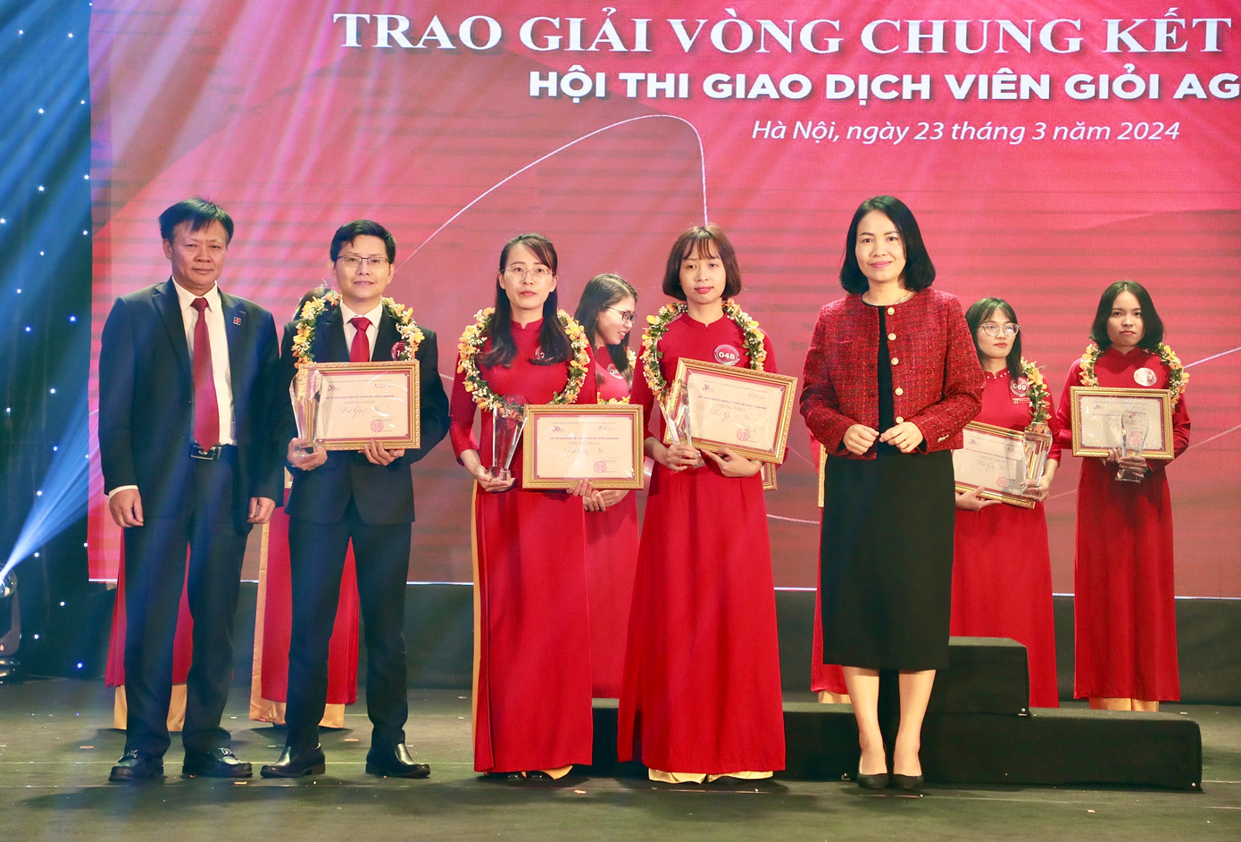 Các thí sinh đạt Giải Nhì Hội thi