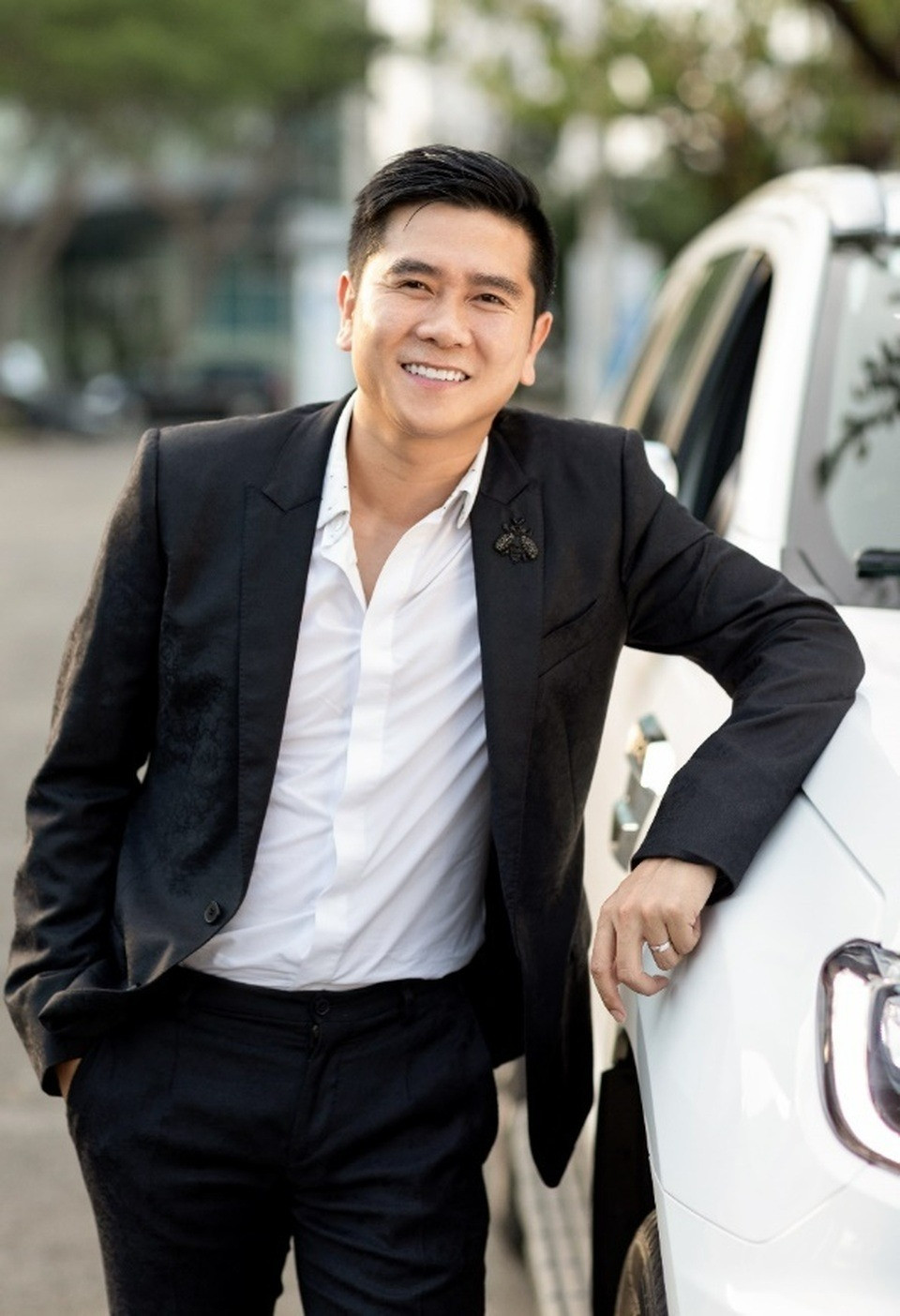 Hồ Hoài Anh trở lại trong showcase của Đông Nhi. Hồ Hoài Anh trở lại trong showcase của Đông Nhi.