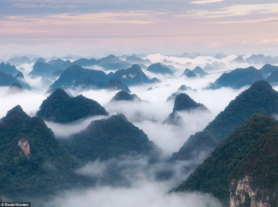 Daniel nói điều khó khăn nhất khi chụp cảnh đẹp Việt Nam là địa hình hiểm trở. Việc không lập kế hoạch có thể khiến nhiếp ảnh gia bỏ lỡ khoảnh khắc đẹp.