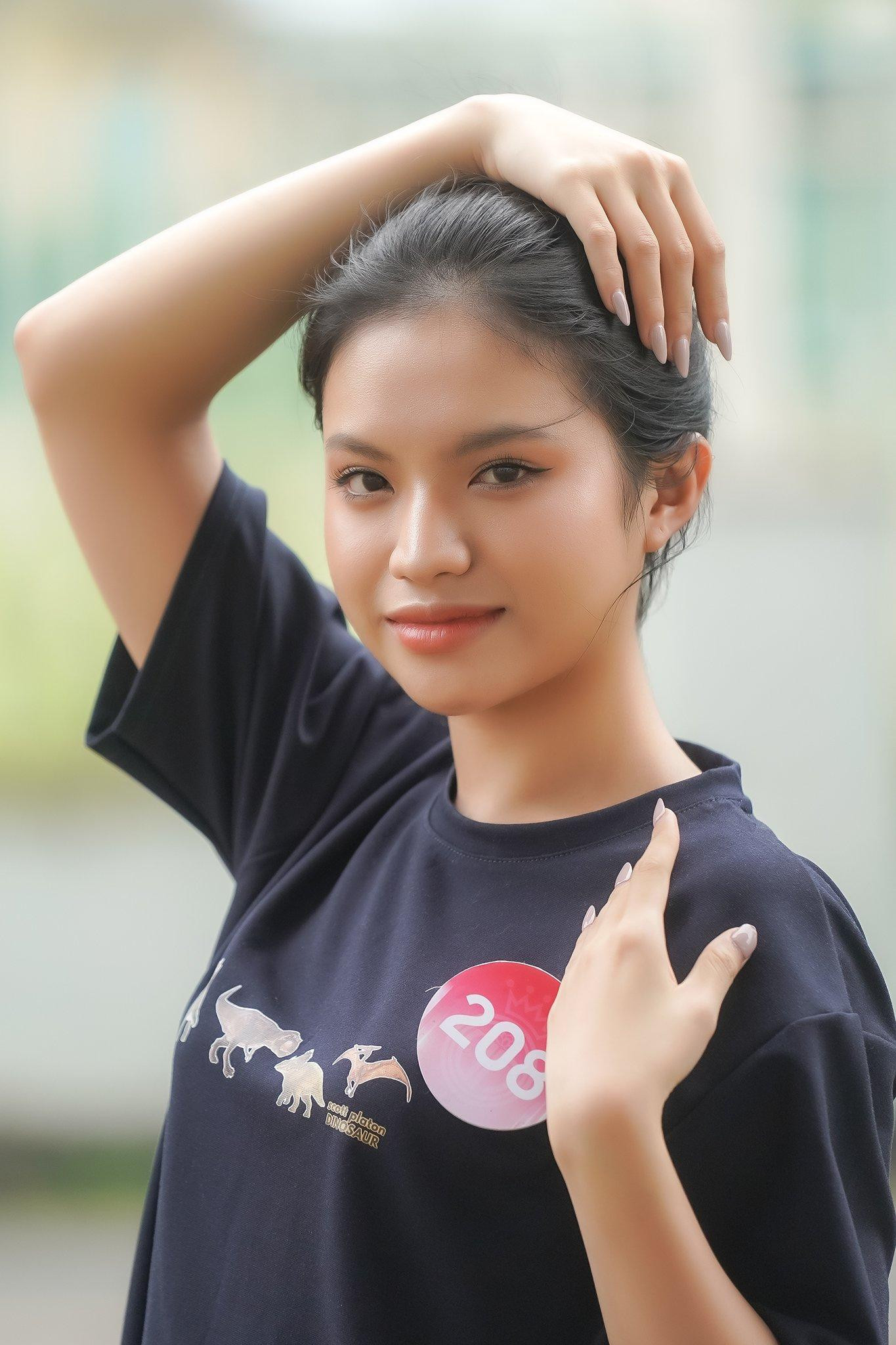 Thí sinh vận dụng bài học thần thái vào các bức ảnh. Thí sinh vận dụng bài học thần thái vào các bức ảnh.