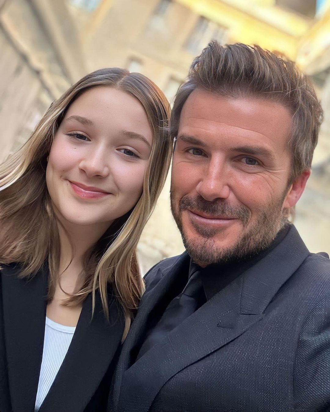 Harper Beckham bên gia đình.