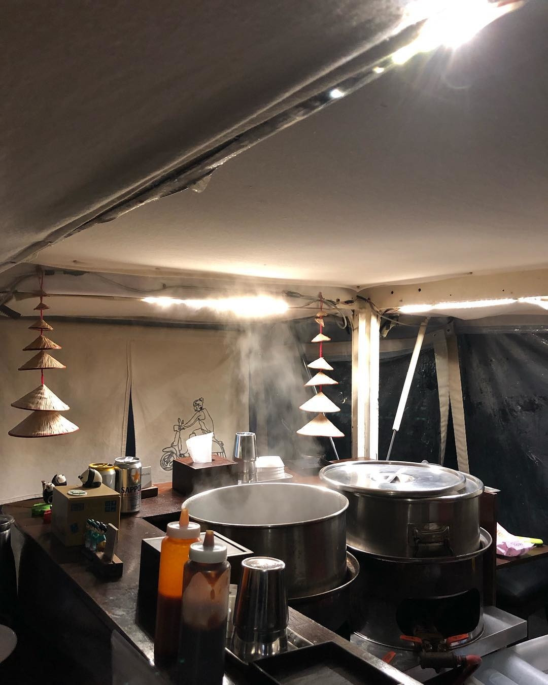 Ông chủ đẩy mạnh kinh doanh sau khi được Rosé "PR miễn phí". Ông chủ đẩy mạnh kinh doanh sau khi được Rosé "PR miễn phí".