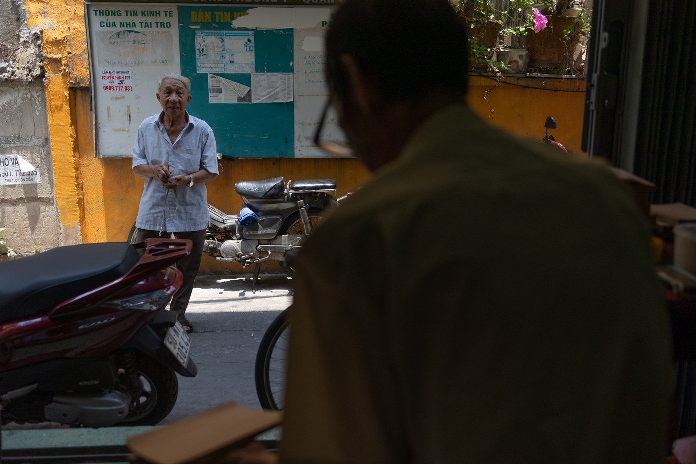 Ông Chu Đức Thịnh (bên trái).