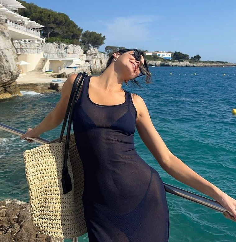 Kendall Jenner nhiều lần gặp ý kiến trái chiều vì phong cách gợi cảm.