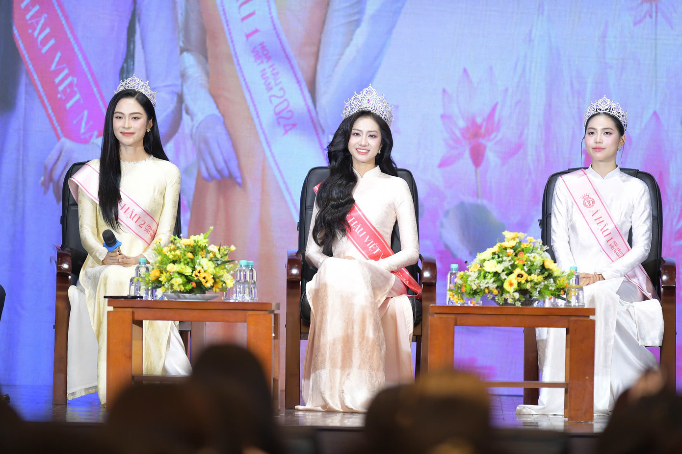 Hoa hậu Việt Nam không chọn 'viên ngọc đã quá sáng', mà ưu tiên 'viên ngọc thô ráp' ảnh 39 Hoa hậu Việt Nam không chọn 'viên ngọc đã quá sáng', mà ưu tiên 'viên ngọc thô ráp' ảnh 39