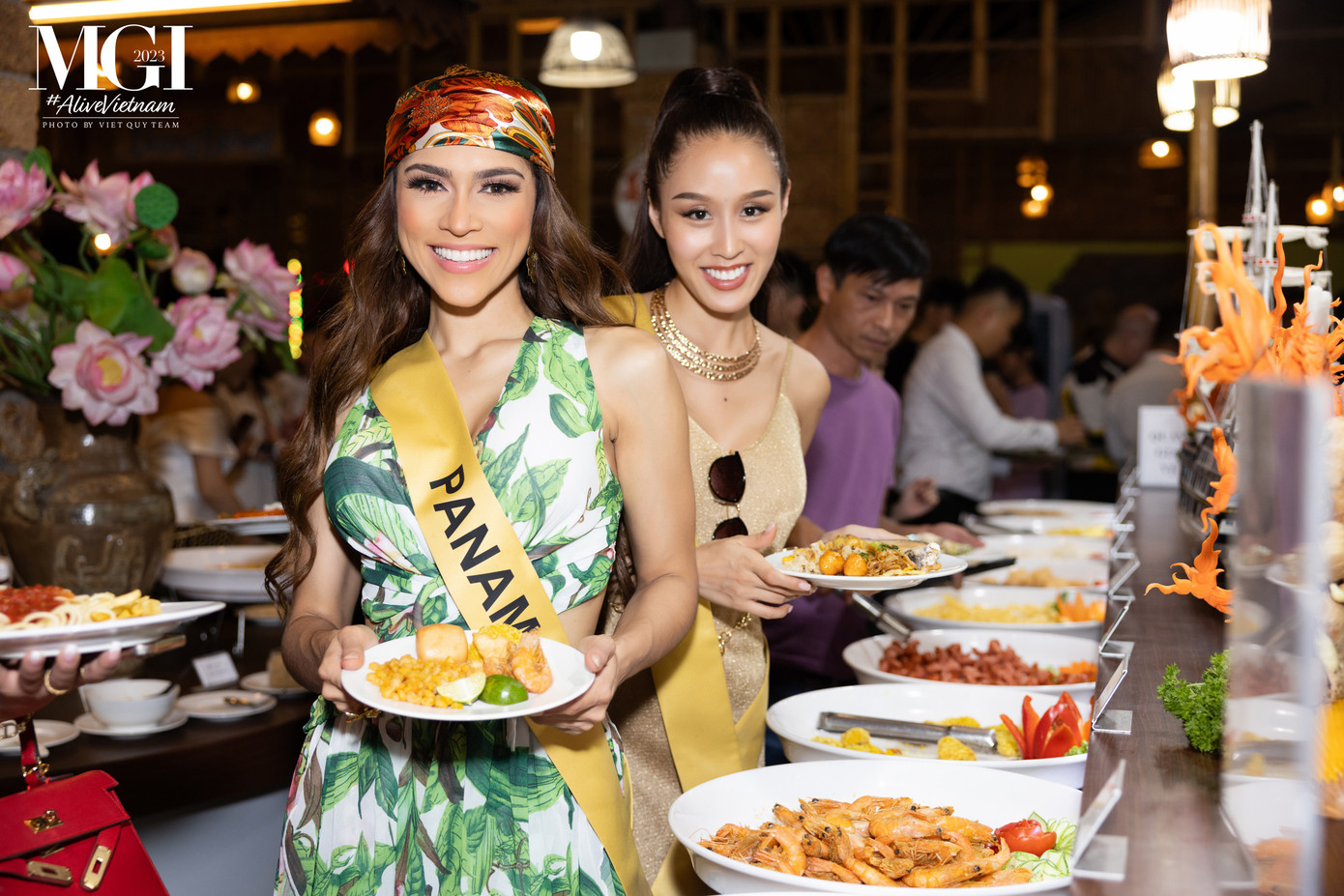 Thí sinh Miss Grand International được trải nghiệm ẩm thực vùng miền khi đến Việt Nam.