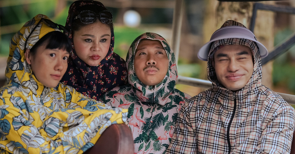 Bộ tứ báo thủ của Trấn Thành đang dẫn đầu doanh thu phòng vé. Bộ tứ báo thủ của Trấn Thành đang dẫn đầu doanh thu phòng vé.