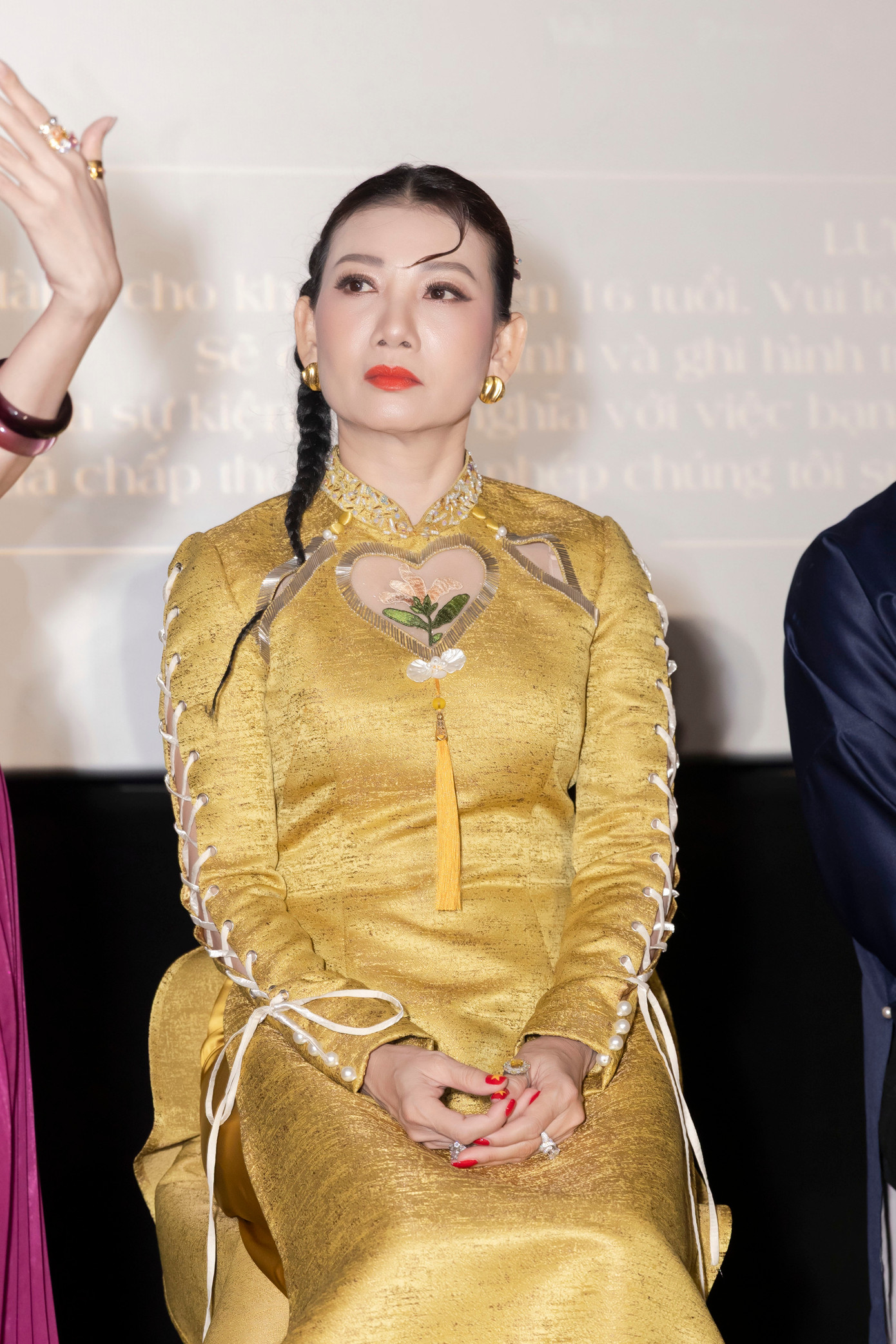 Vai diễn của Đinh Ngọc Diệp (trái) và NSND Mỹ Uyên được đánh giá cao trong Thám tử Kiên: Kỳ án không đầu. Vai diễn của Đinh Ngọc Diệp (trái) và NSND Mỹ Uyên được đánh giá cao trong Thám tử Kiên: Kỳ án không đầu.