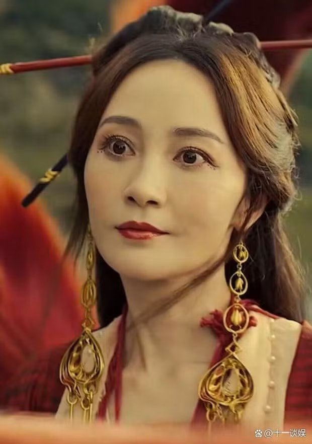 Tạo hình của nhân vật trong phim Trung Quốc gần đây liên tục bị phàn nàn. Tạo hình của nhân vật trong phim Trung Quốc gần đây liên tục bị phàn nàn.