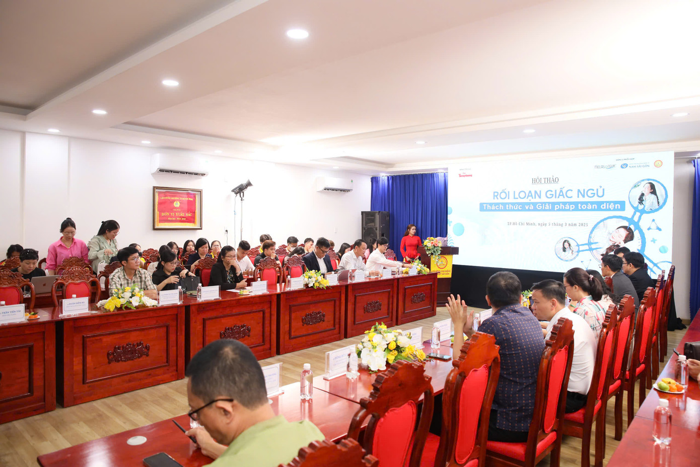 Quang cảnh toàn diện của buổi hội thảo. Quang cảnh toàn diện của buổi hội thảo.