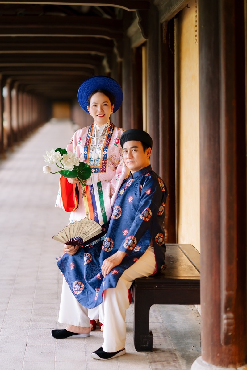 Hoàng Phúc ít nhận lời đóng phim, tập trung thời gian cho ba người con. Hoàng Phúc ít nhận lời đóng phim, tập trung thời gian cho ba người con.