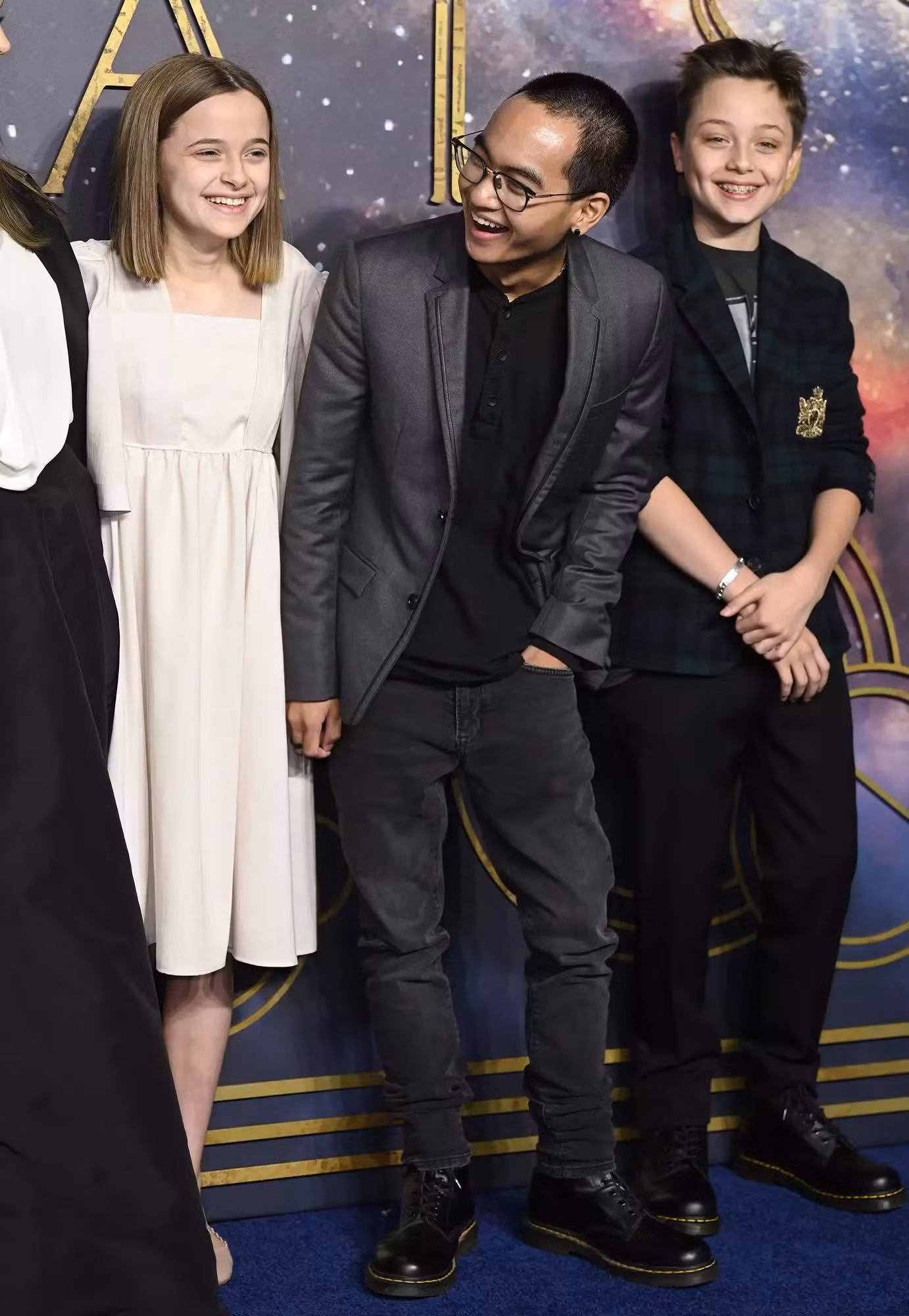 Con trai lớn của Brad Pitt và Angelina Jolie là người gốc Campuchia. Con trai lớn của Brad Pitt và Angelina Jolie là người gốc Campuchia.