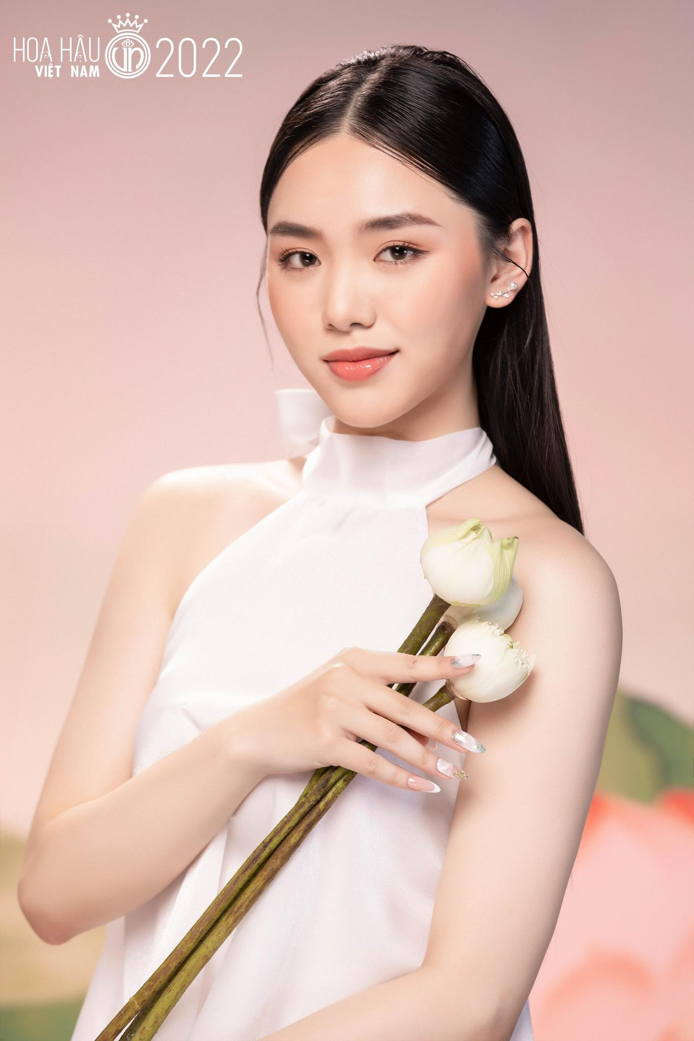 Lăng Ngọc Nhi (092) và Đinh Khánh Hòa (SBD 088). Lăng Ngọc Nhi (092) và Đinh Khánh Hòa (SBD 088).