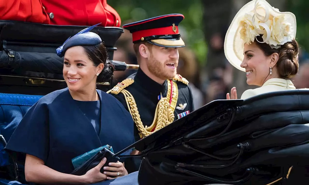 Nhiều khả năng Harry và Meghan chỉ theo dõi lễ đăng quang của Vua Charles từ xa. Nhiều khả năng Harry và Meghan chỉ theo dõi lễ đăng quang của Vua Charles từ xa.