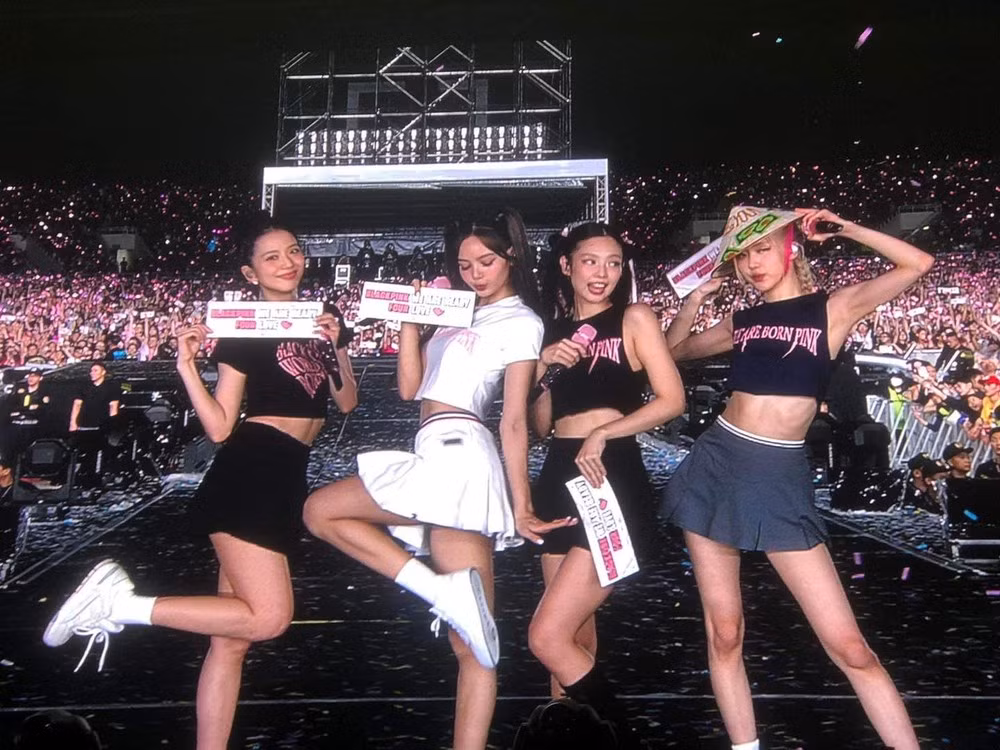 Nhóm BlackPink tại Việt Nam. Nhóm BlackPink tại Việt Nam.