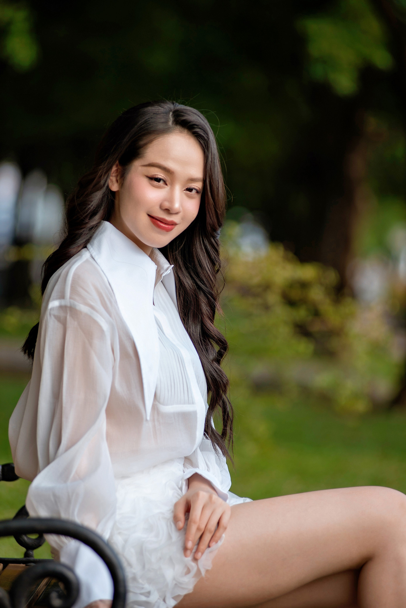 Sau một năm đăng quang Hoa hậu Việt Nam, Huỳnh Thị Thanh Thủy thăng hạng nhan sắc. Cô là minh chứng cho sự lựa chọn đúng của ban giám khảo tại cuộc thi sắc đẹp uy tín và có tuổi đời lâu nhất Việt Nam.