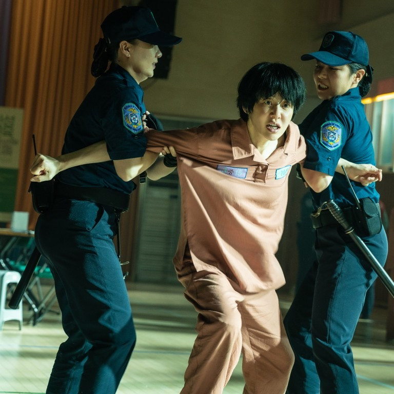 Chủ nghĩa ngoại hình khiến phụ nữ tự ti, tìm đến phẫu thuật thẩm mỹ.