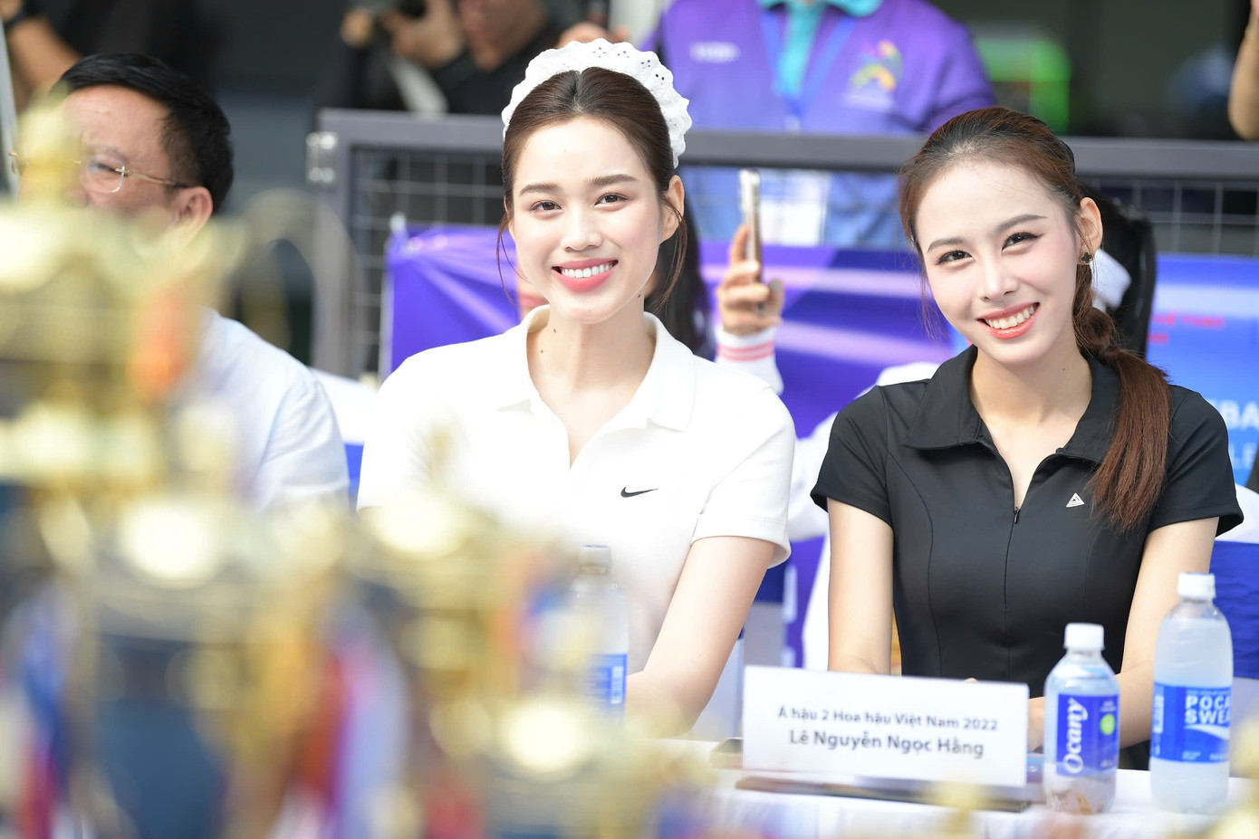 Hoa hậu Đỗ Thị Hà và Á hậu Ngọc Hằng tại lễ khai mạc Giải Pickleball Việt Nam - Cúp Hyundai Thành Công 2025.
