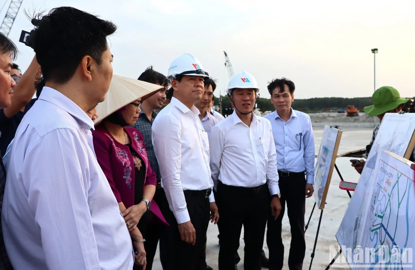 Lãnh đạo tỉnh Đồng Nai thị sát tiến độ xây dựng cảng Phước An.