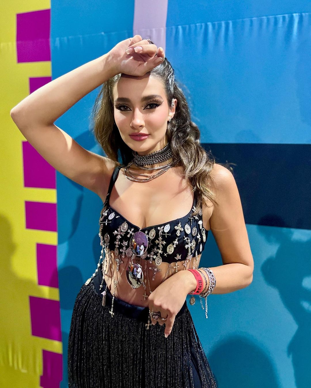 Trước khi đăng quang cuộc thi sắc đẹp, Luma Russo là người mẫu ảnh, diễn viên sân khấu. Ngoài ra, cô tham gia nhiều hoạt động xã hội.