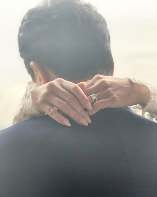 Ảnh cưới của Seo In Young.