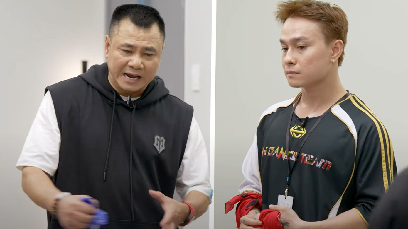 Biên đạo vào cuộc giải quyết vũ đạo khăn cho nhóm Huyền thoại. Biên đạo vào cuộc giải quyết vũ đạo khăn cho nhóm Huyền thoại.