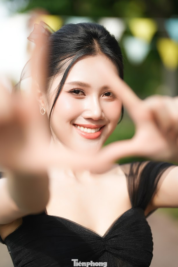 Ngoài ra, Thùy Nhiên tự hào khi được là một phần của Hoa hậu Việt Nam. Suốt ba tháng tham gia từ vòng sơ khảo, cô được đi qua nhiều nền văn hóa, từ TPHCM đến Quảng Trị và chung khảo diễn ra tại thủ đô Hà Nội. Cô và top 25 háo hức đến Huế chuẩn bị cho vòng chung kết.