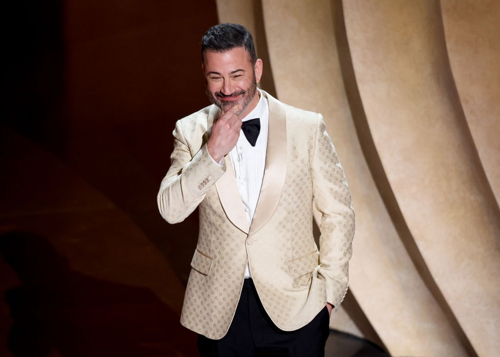 Jimmy Kimmel làm MC tại Lễ trao giải Oscar lần thứ 96. Jimmy Kimmel làm MC tại Lễ trao giải Oscar lần thứ 96.