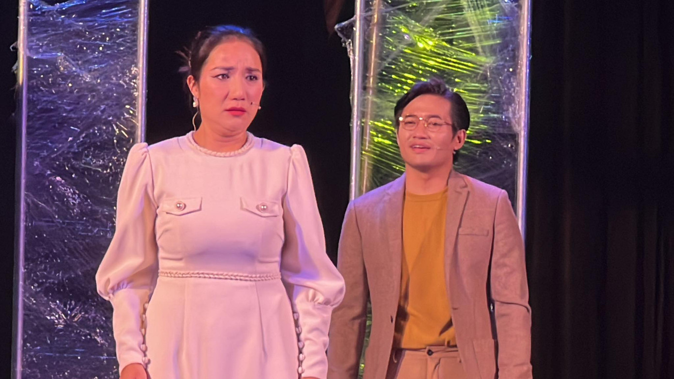 Vai diễn cuối của Quý Bình trên sân khấu năm 2022. Vai diễn cuối của Quý Bình trên sân khấu năm 2022.