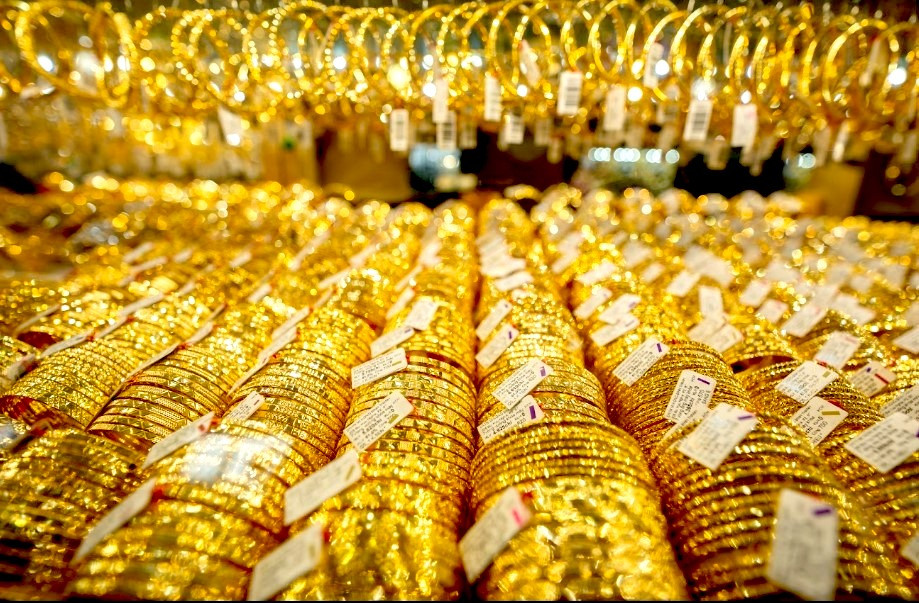 Giá vàng thế giới tăng mạnh trở lại.