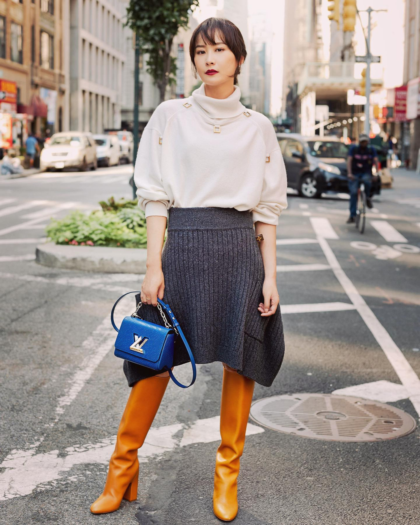 Cách phối đồ hack tuổi của cựu hoa đán TVB khi tham dự show diễn của Louis Vuitton tại Tuần lễ thời trang New York.