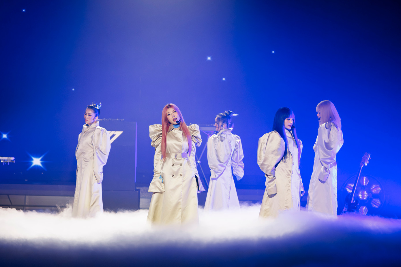 Các chị đẹp ngày càng đầu tư cho tiết mục sau các vòng.