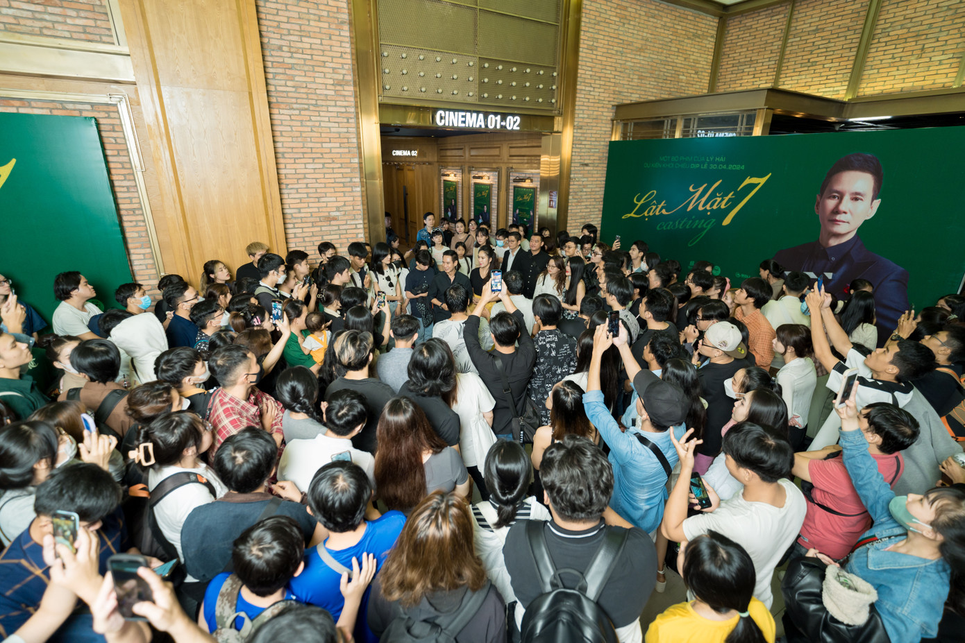 Cảnh tượng đông đúc tại buổi casting Lật mặt 7. Cảnh tượng đông đúc tại buổi casting Lật mặt 7.