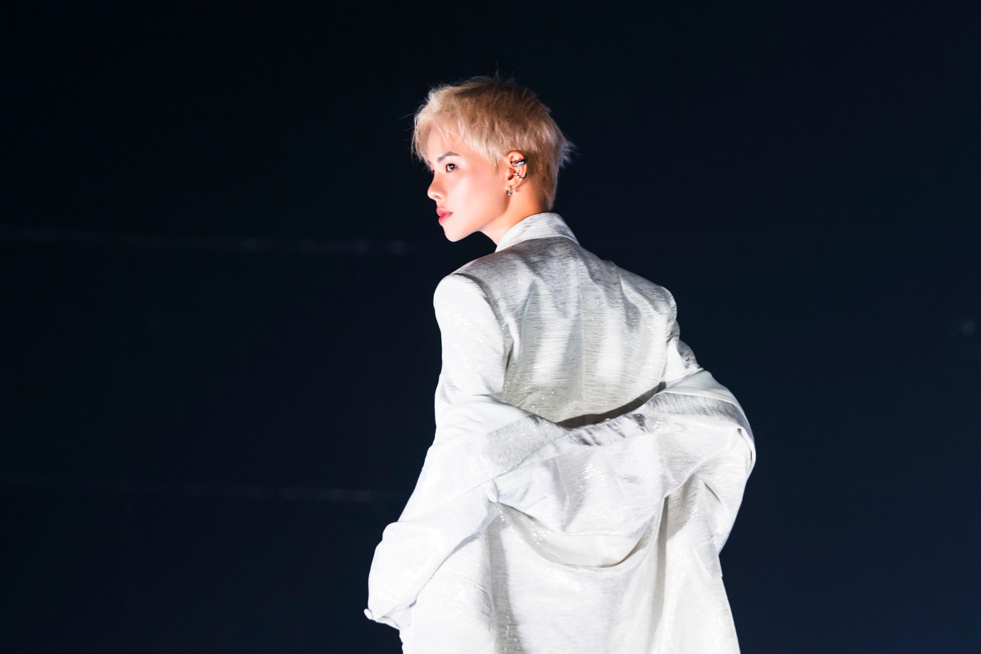 Hà Kino bị ghét nhất show Chị đẹp đạp gió rẽ sóng mùa đầu. Hà Kino bị ghét nhất show Chị đẹp đạp gió rẽ sóng mùa đầu.