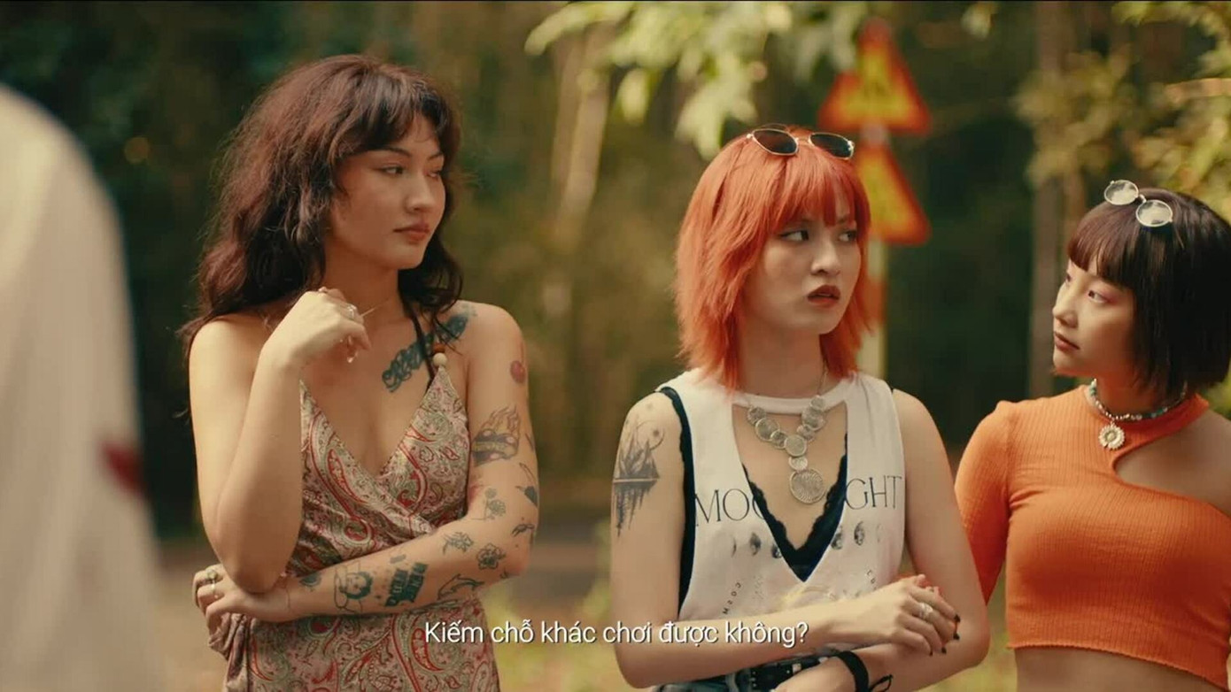 Khán giả không hứng thú với bộ phim nhóm bạn tìm cách sinh tồn trước "quái thú" gấu. Khán giả không hứng thú với bộ phim nhóm bạn tìm cách sinh tồn trước "quái thú" gấu.