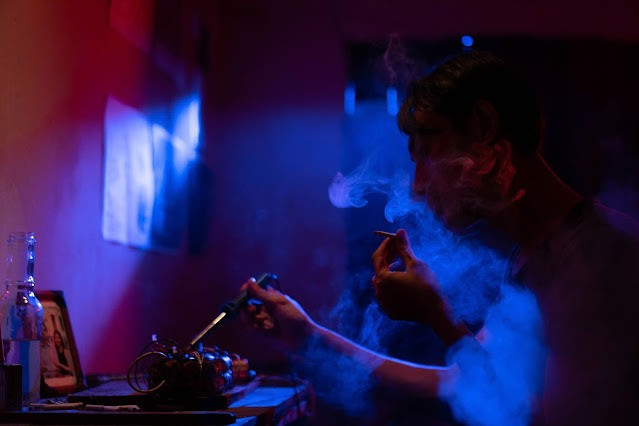 Đạo diễn Holy Thắng nói kinh phí là trở ngại lớn nhất của phim độc lập. Đạo diễn Holy Thắng nói kinh phí là trở ngại lớn nhất của phim độc lập.