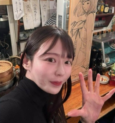 Miyuki Koizumi là người mẫu áo tắm, đại sứ du lịch thành phố Takamatsu, tỉnh Kagawa. Miyuki Koizumi là người mẫu áo tắm, đại sứ du lịch thành phố Takamatsu, tỉnh Kagawa.