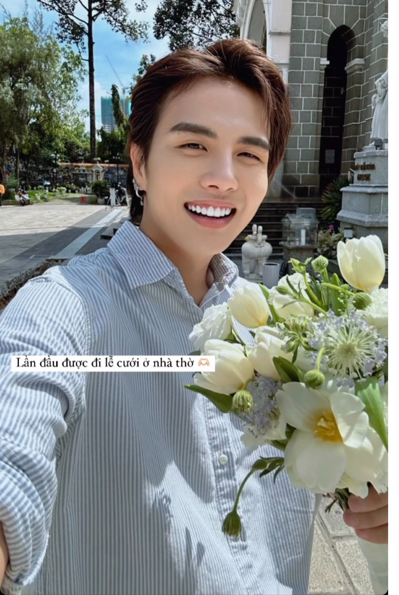 Duy Khánh và Nguyên Thảo là hai diễn viên có mặt trong nhiều bữa tiệc cưới của Puka và Gin Tuấn Kiệt. Duy Khánh và Nguyên Thảo là hai diễn viên có mặt trong nhiều bữa tiệc cưới của Puka và Gin Tuấn Kiệt.