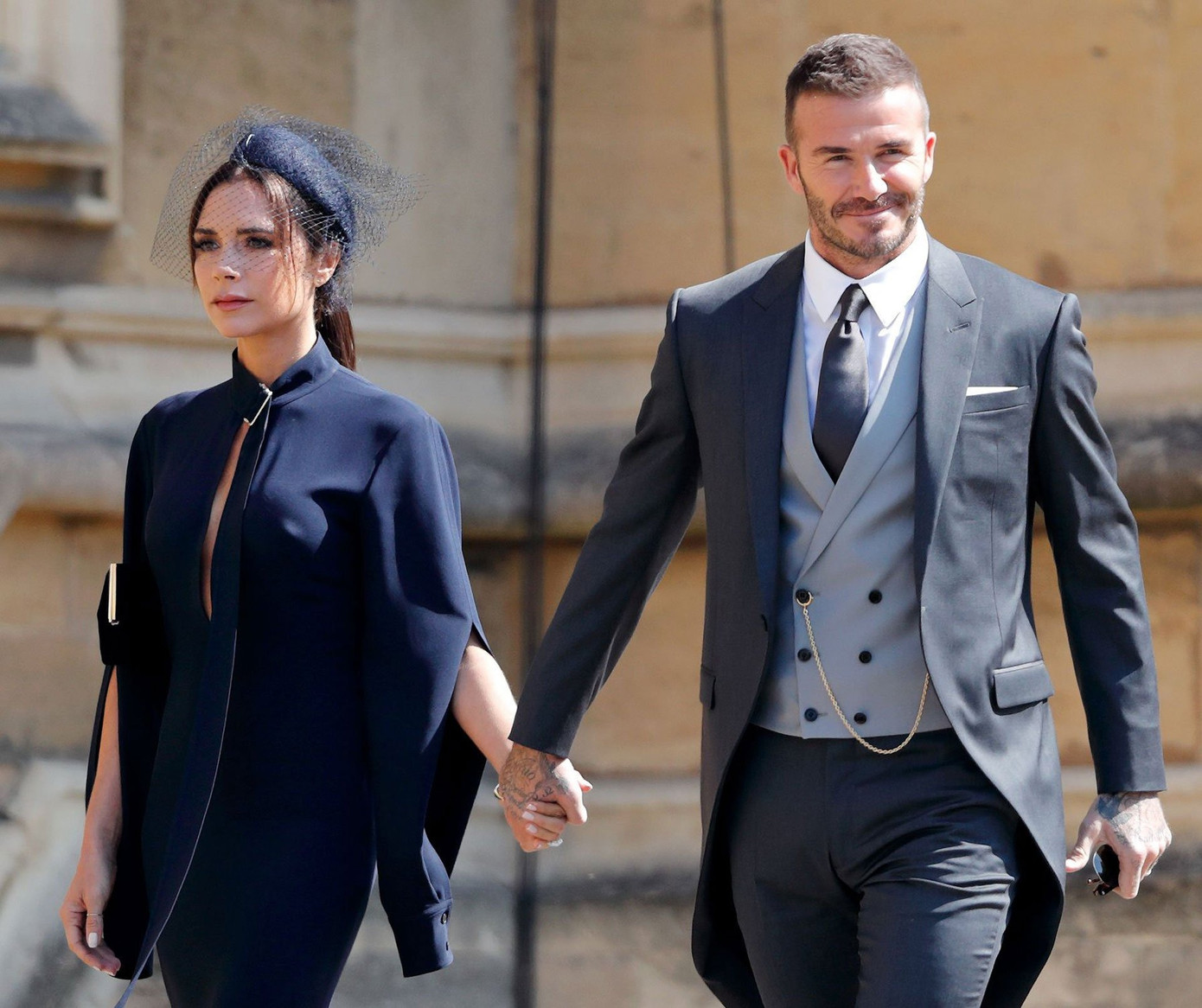 David Beckham phải gồng lỗ cho vợ suốt 13 năm qua. David Beckham phải gồng lỗ cho vợ suốt 13 năm qua.
