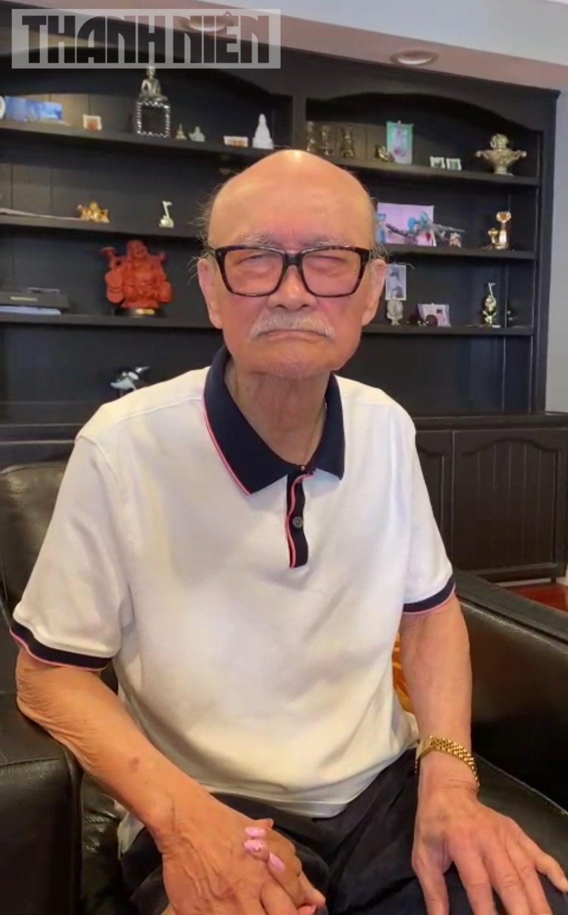 NSND Diệp Lang sang Mỹ định cư từ năm 2009. NSND Diệp Lang sang Mỹ định cư từ năm 2009.