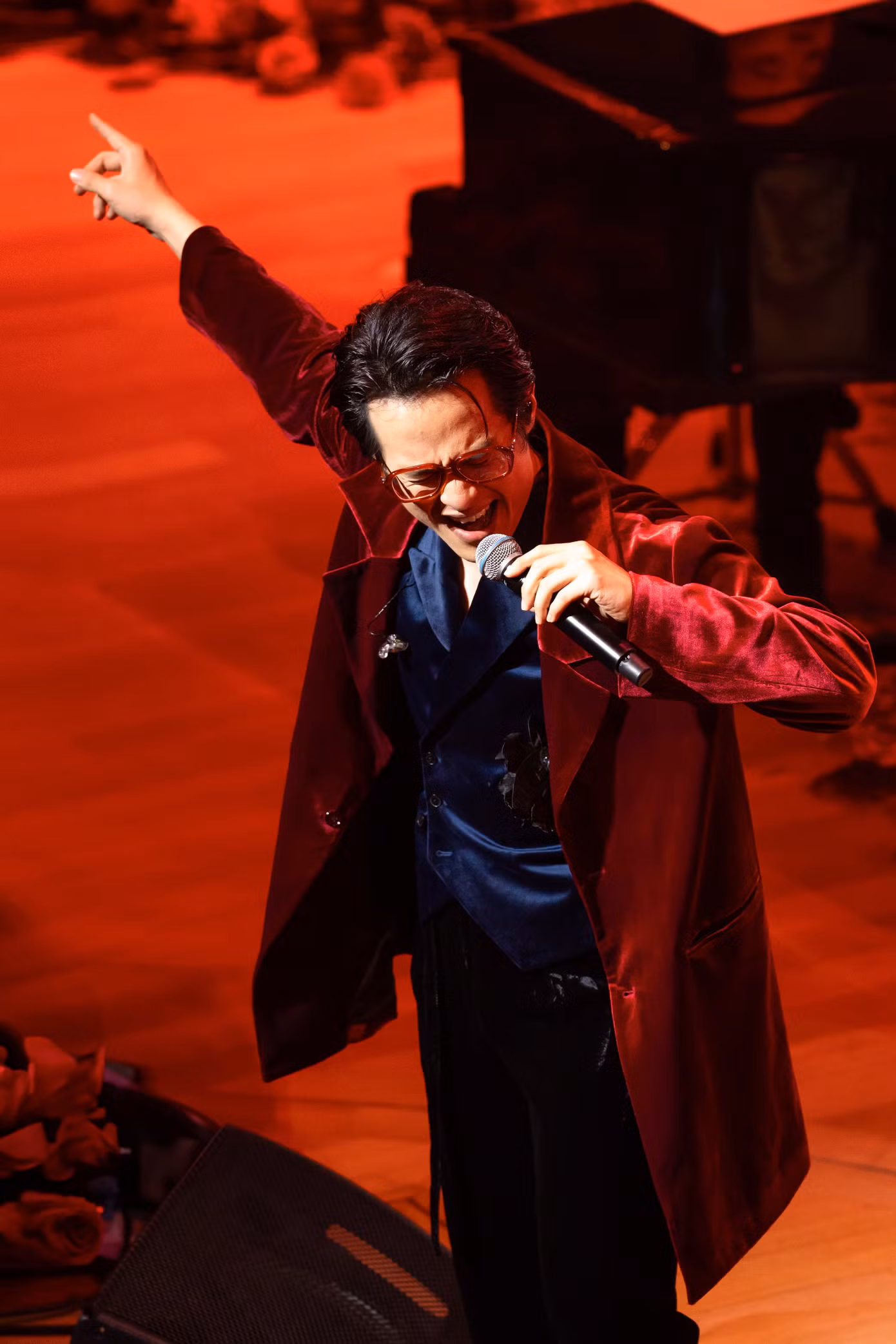 Cuối concert, Hà Anh Tuấn phấn khích trước sự hiện diện của 1.600 khán giả. Hà Anh Tuấn cho rằng những người có mặt tại sân khấu nhà hát Esplanade giúp anh tin vào giá trị đẹp của âm nhạc.
