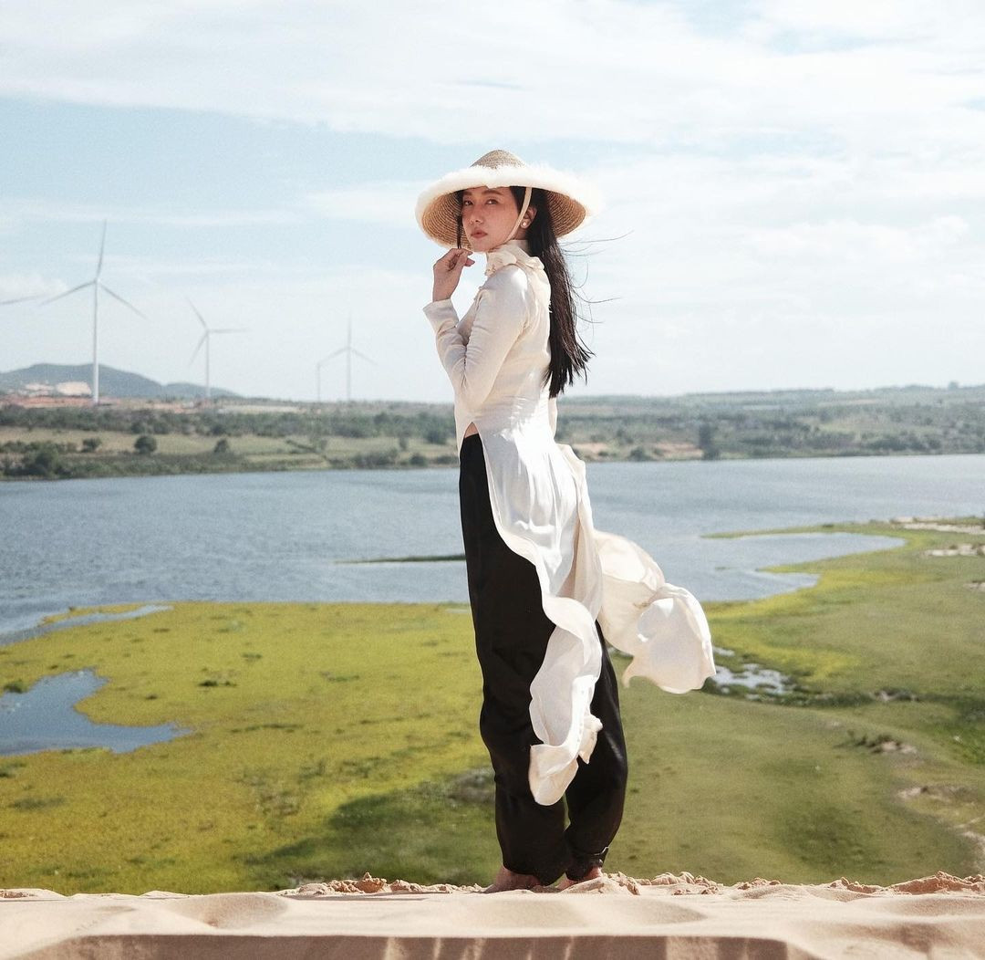 Nune Woranuch đăng ảnh du lịch Việt Nam. Nune Woranuch đăng ảnh du lịch Việt Nam.