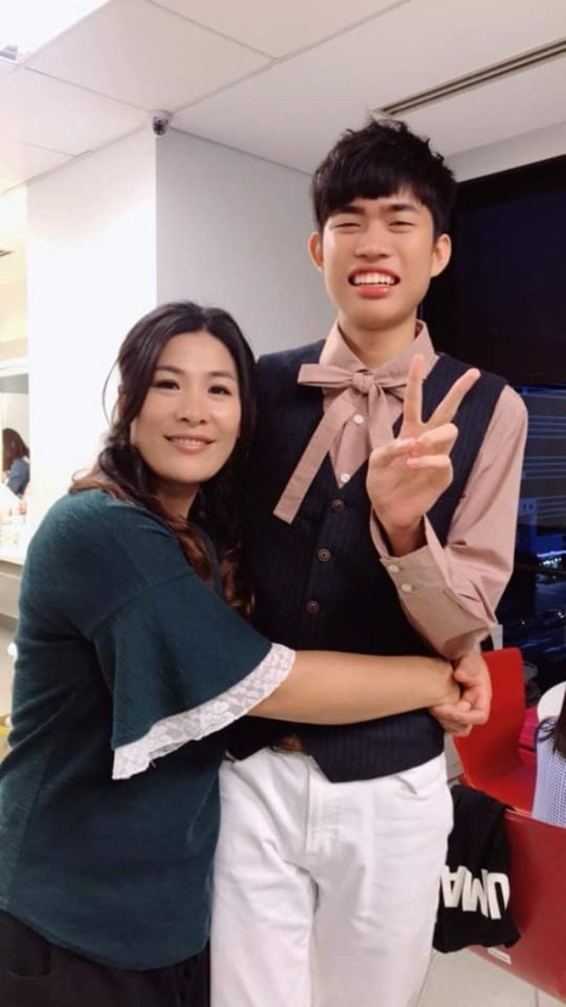 Độ tuổi đột quỵ ngày càng trẻ hóa do thói quen làm việc quá sức của giới trẻ.