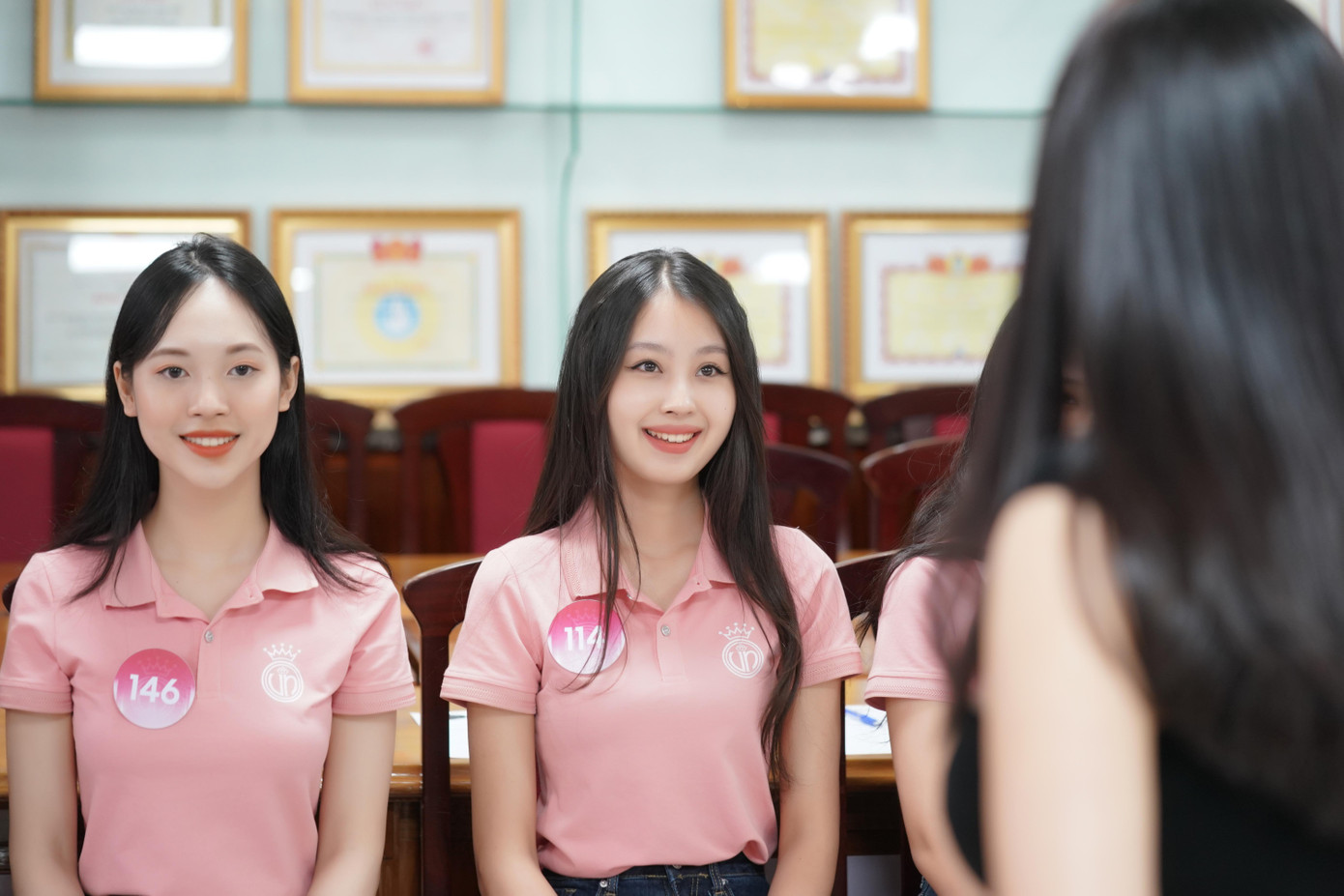 Chuyên gia Khuất Ánh Tuyết cho biết cô theo dõi các thí sinh từ các buổi sơ khảo. Sau khi trực tiếp đứng lớp, gặp gỡ thí sinh, huấn luyện viên chuyên môn cho biết các cô gái đã thay đổi nhiều từ phong thái đến ngoại hình. “Sau buổi hôm nay, thí sinh thay đổi nhiều từ cử chỉ, lời nói, biểu đạt ngôn ngữ hình thể đến cách giao tiếp. Đặc biệt, các bạn đã giảm bớt sự tự ti và phát huy sự tự tin”, cô nói.