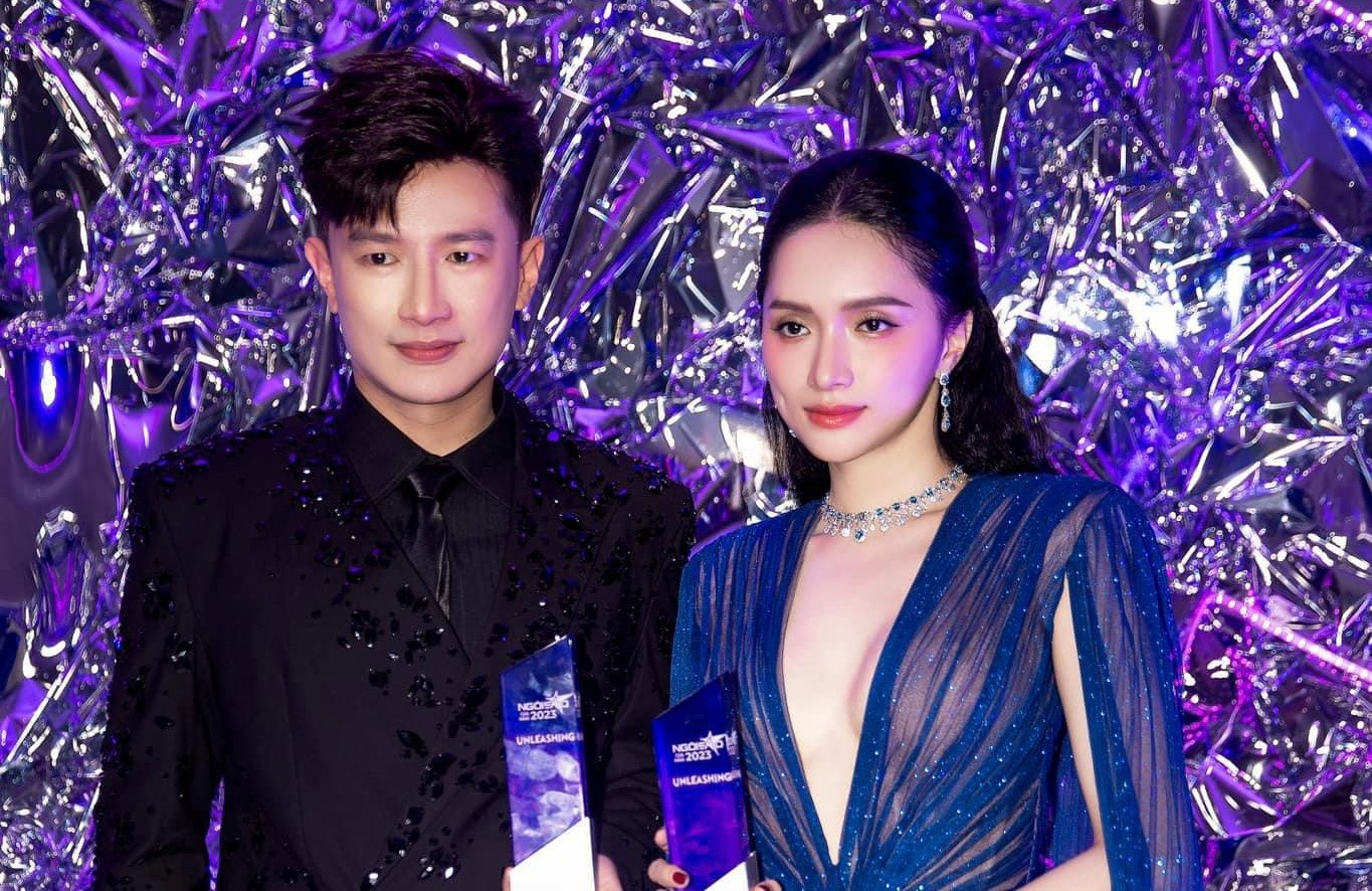 Dược sĩ Tiến từ chối làm việc cùng Hoàng Thùy. Dược sĩ Tiến từ chối làm việc cùng Hoàng Thùy.