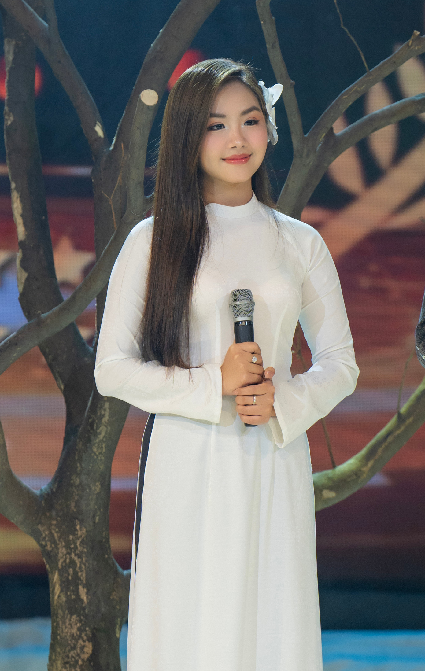 Khánh An giành giải Á quân Solo cùng bolero. Khánh An giành giải Á quân Solo cùng bolero.