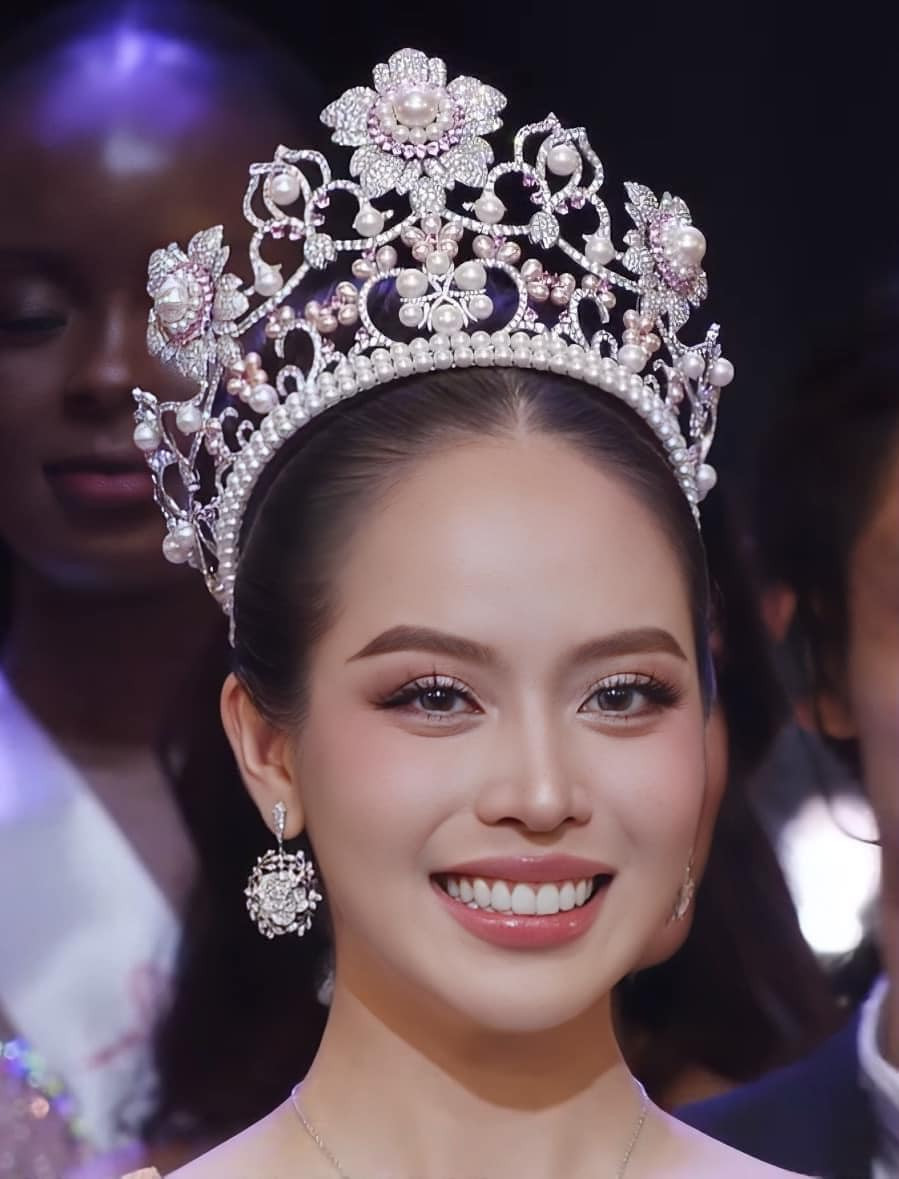 Khoảnh khắc đăng quang của Thanh Thủy tại Miss International 2024. Khoảnh khắc đăng quang của Thanh Thủy tại Miss International 2024.