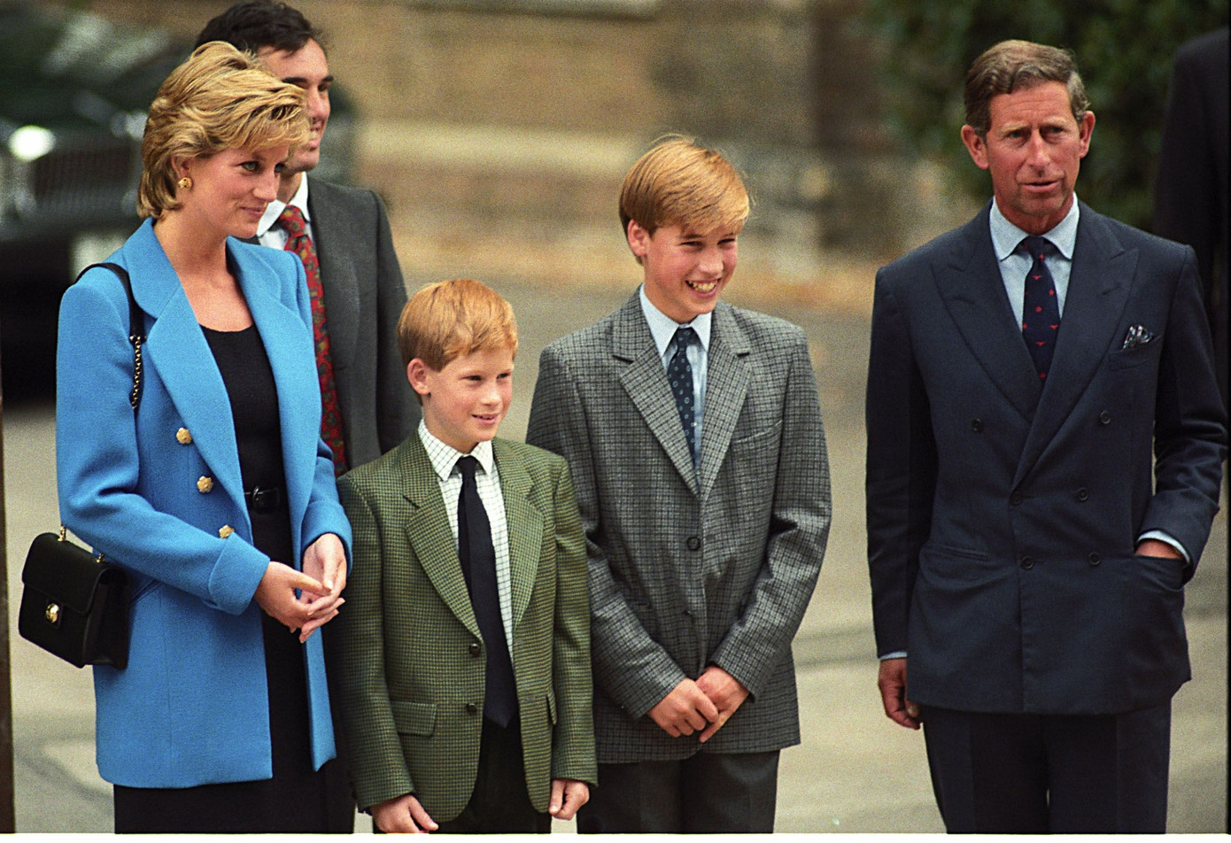Gia đình Vua Charles lúc Harry và William còn nhỏ. Gia đình Vua Charles lúc Harry và William còn nhỏ.